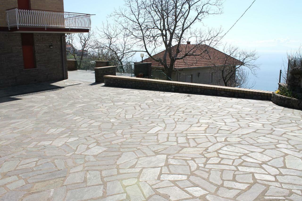 הוילה אג'רולה Casa Annuccia מראה חיצוני תמונה